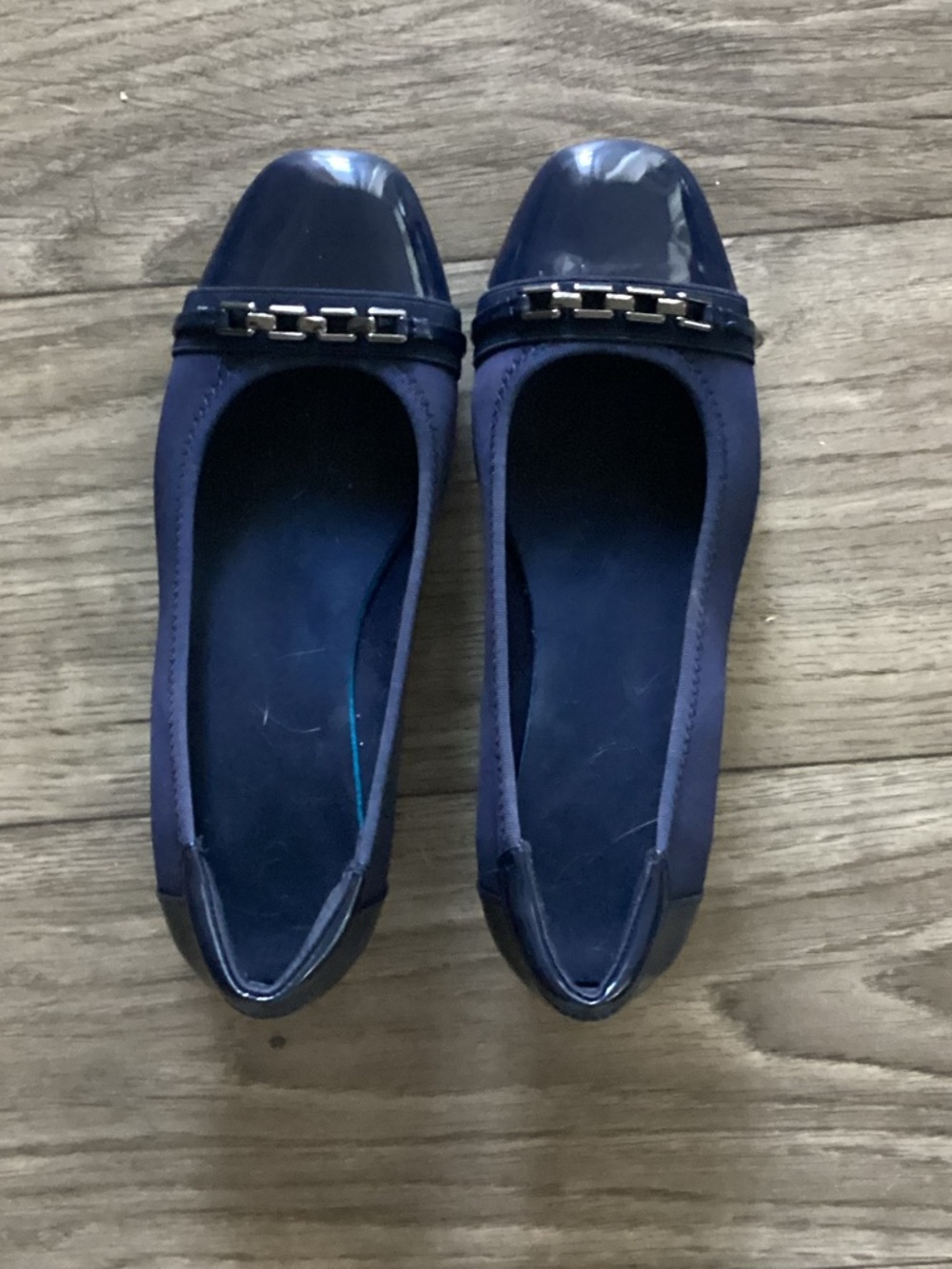 Classic Navy Women's Ballet Flats with heel and  Chain Accent